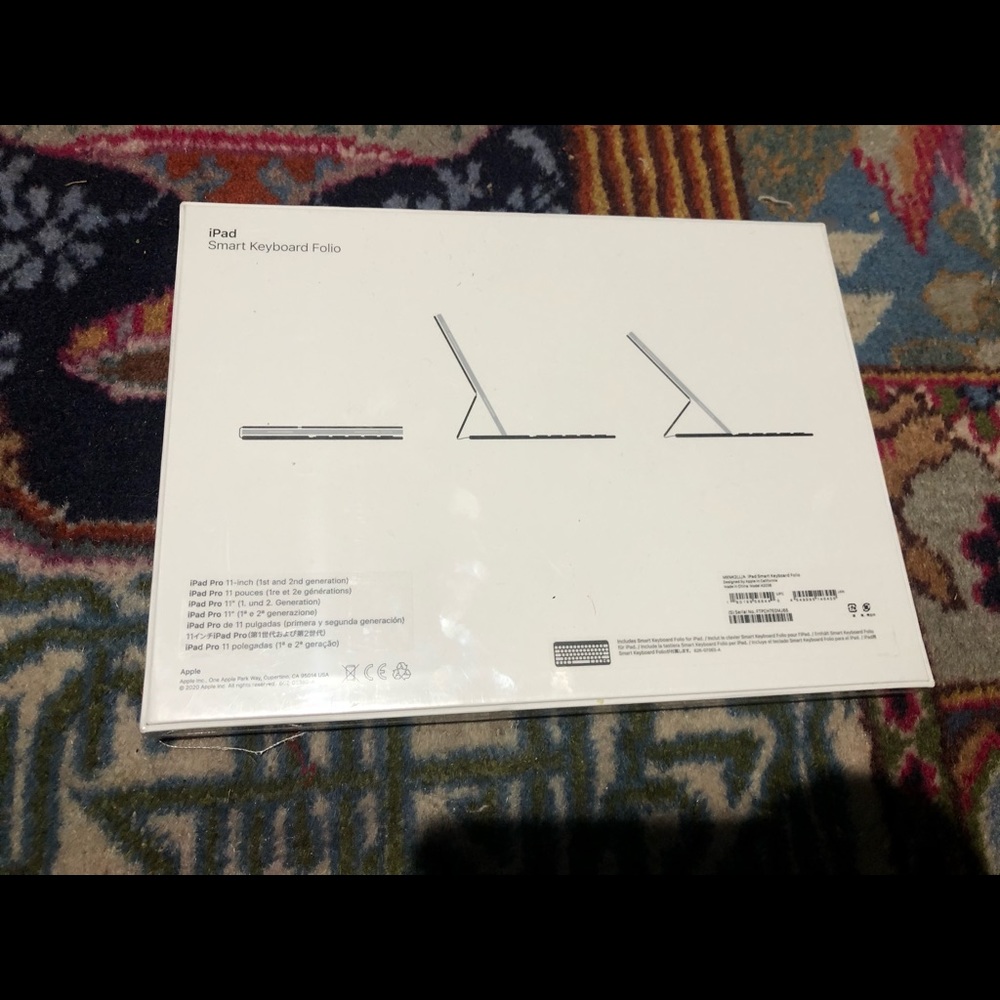 iPad Smart Keyboard folio